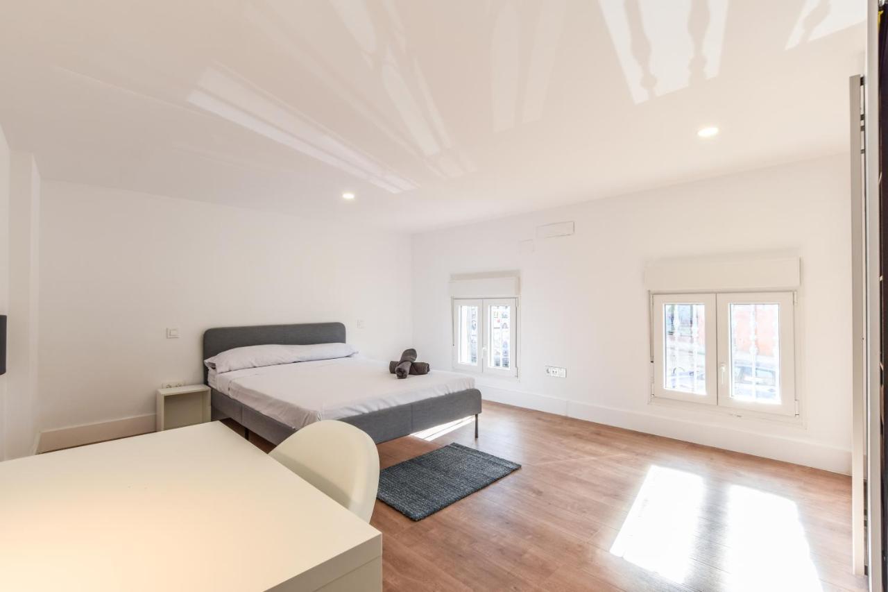 Apartamentos Reformados En Vallecas Madrid Bagian luar foto