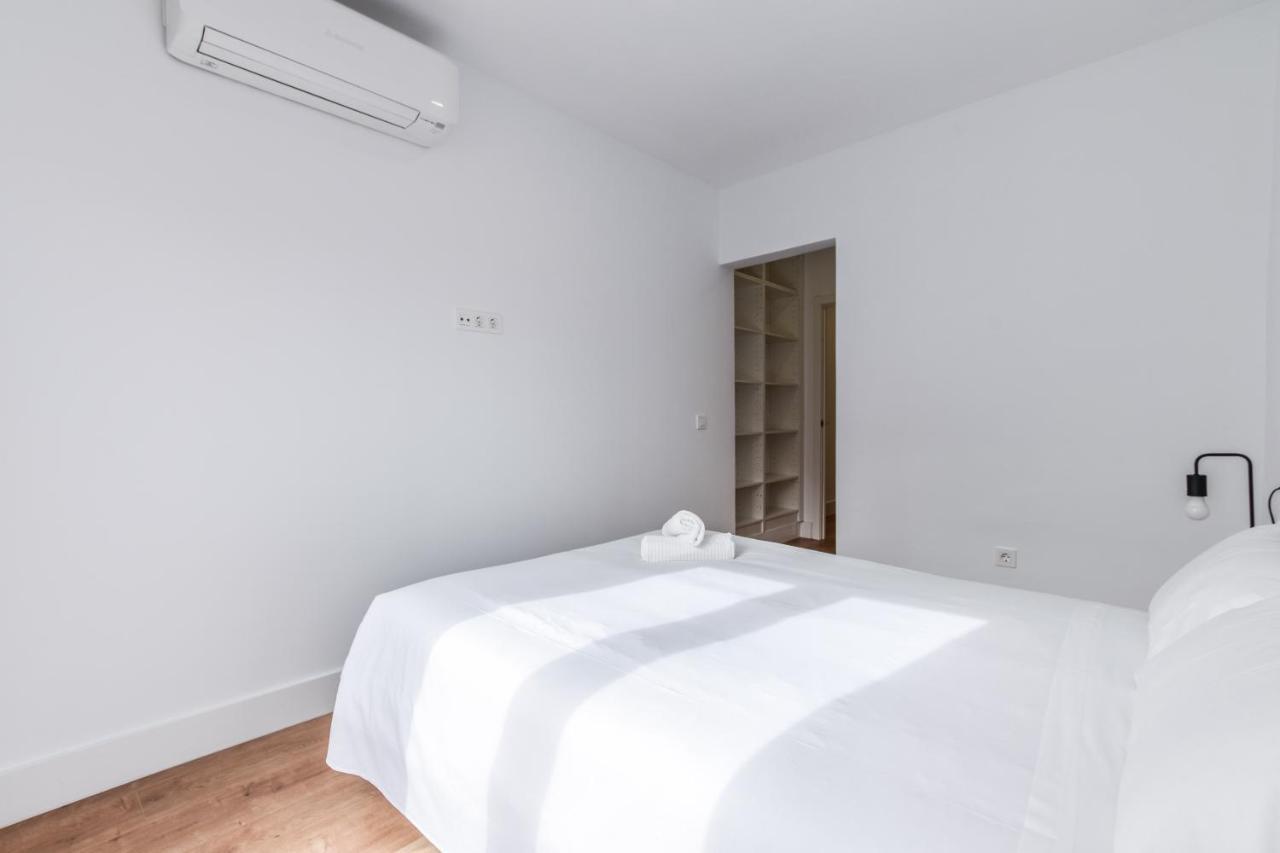 Apartamentos Reformados En Vallecas Madrid Bagian luar foto